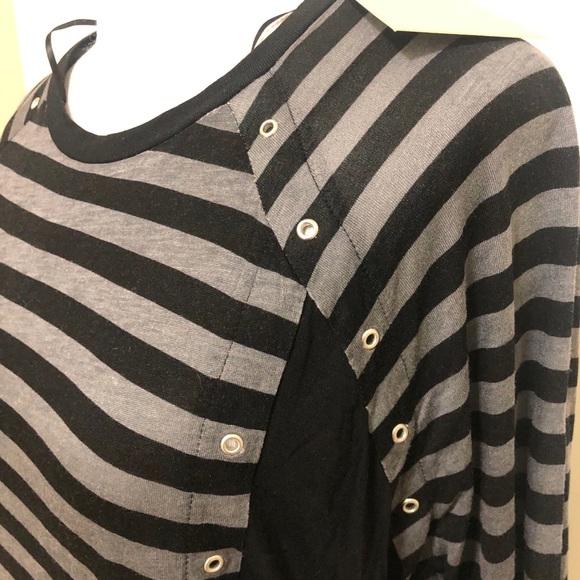 Micheal Kors brand new strips soft tops - Picture 13 of 13